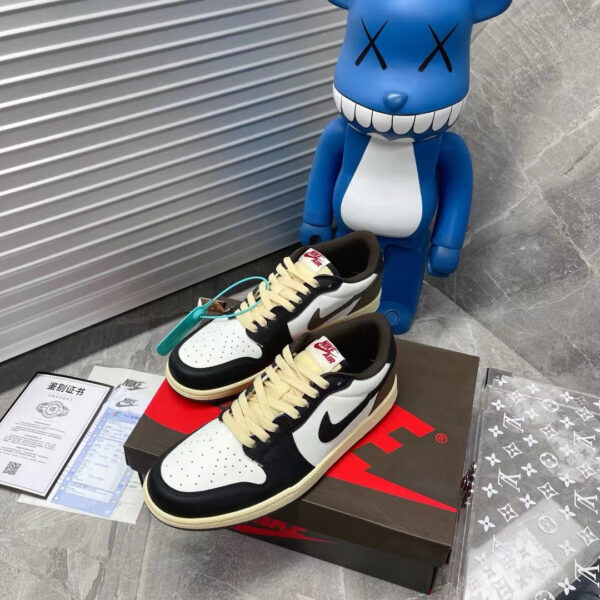 AJ1 Low Dark Mocha