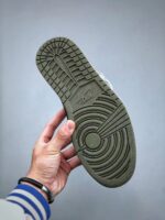 AJ1 Low Travis Scott Black Olive