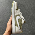 AJ1 Low Travis Scott Golf Neutral Olive