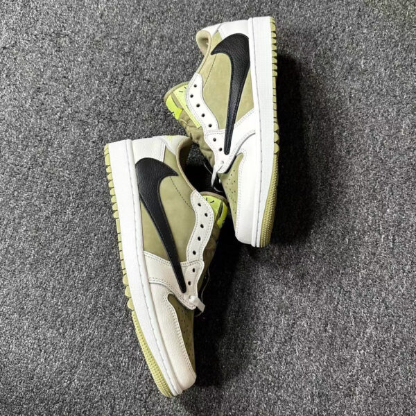 AJ1 Low Travis Scott Golf Neutral Olive
