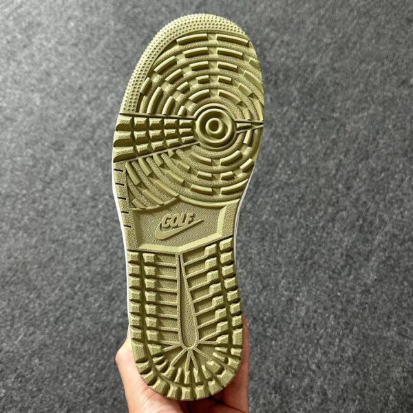 AJ1 Low Travis Scott Golf Neutral Olive