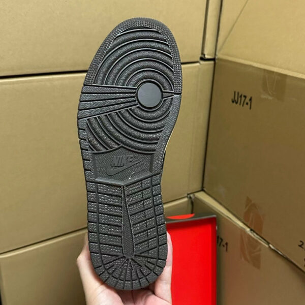 AJ1 Low Travis Scott Mocha