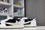 AJ1 Low Travis Scott Reverse Black