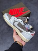 AJ1 Low Travis Scott Reverse Mocha