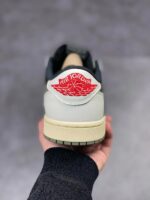 AJ1 Low Travis Scott Reverse Olive