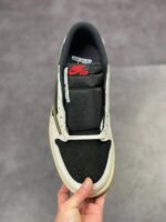 AJ1 Low Travis Scott Reverse Olive