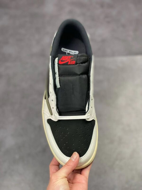 AJ1 Low Travis Scott Reverse Olive