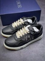 B27 Low-Top Black Oblique
