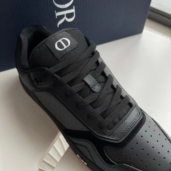 B27 Low-Top Black on Black