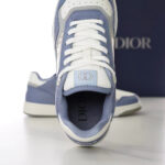 B27 Low-Top Blue and White