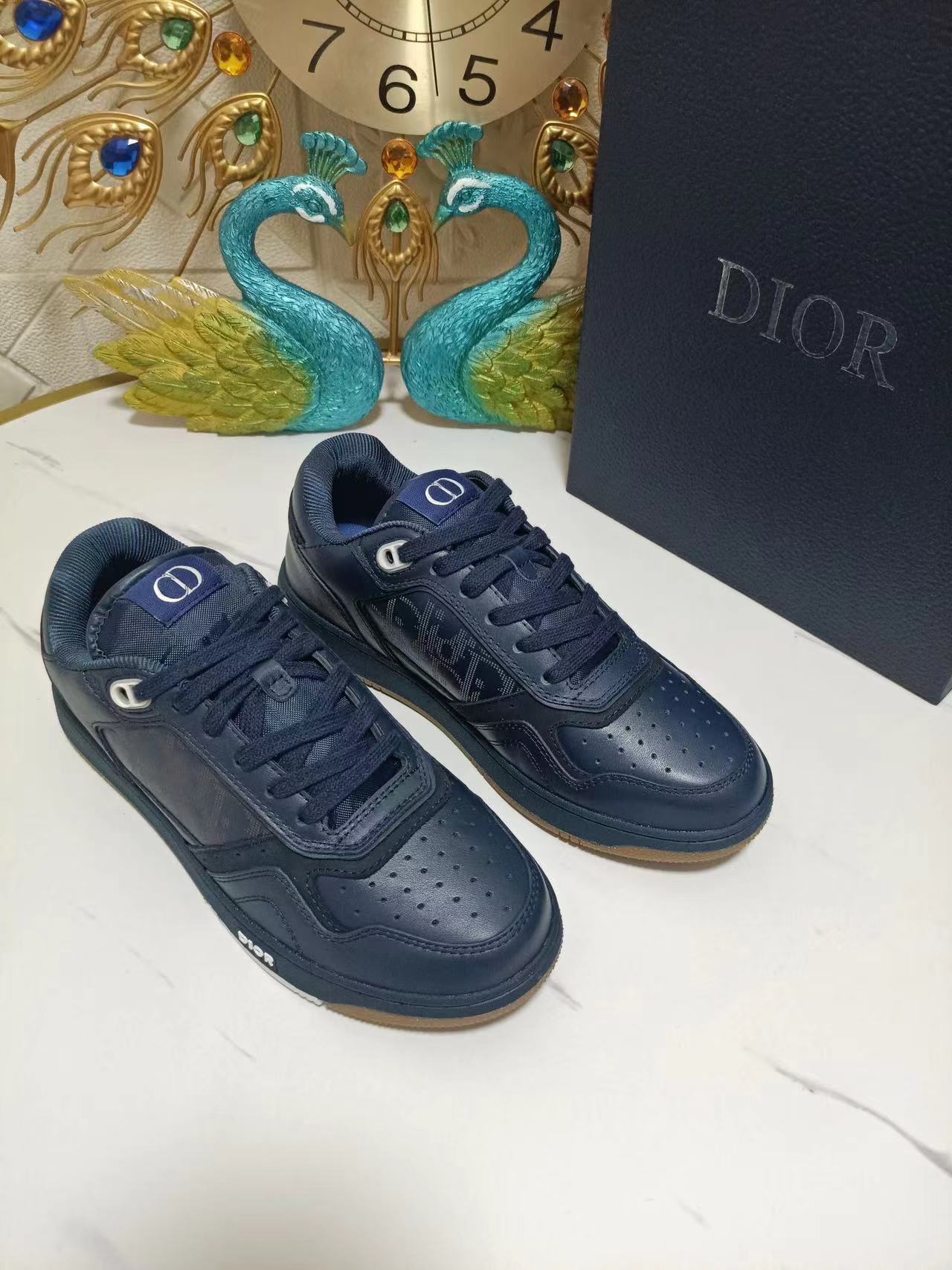 B27 Low-Top World Tour Navy