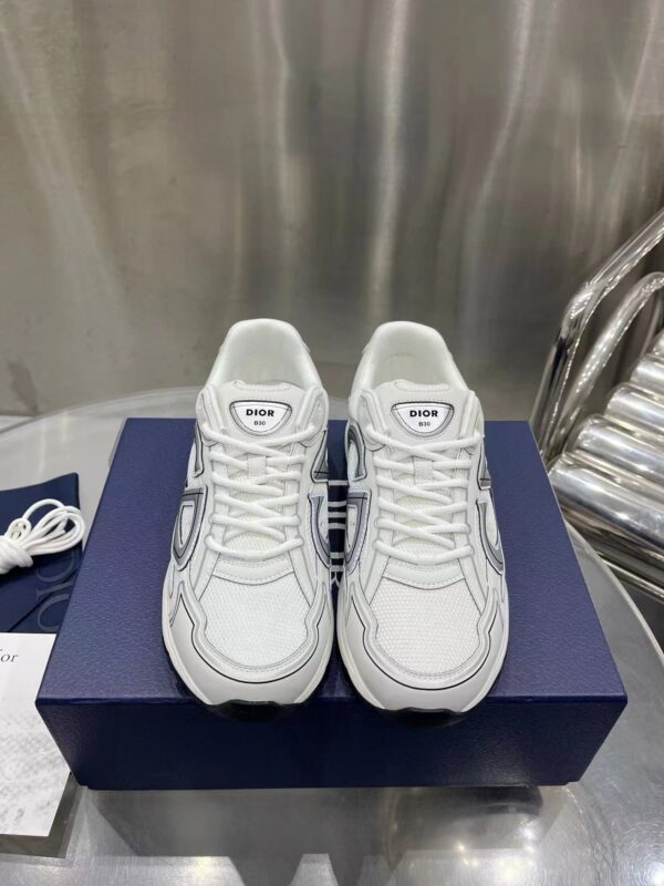 B30 White Mesh