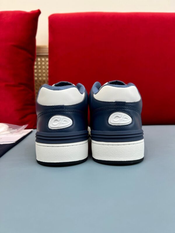B57 Mid-Top Navy Oblique