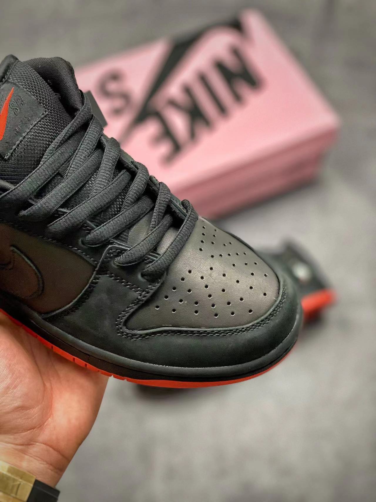 Jeff Staple x Dunk Low Pro SB ‘Black Pigeon’