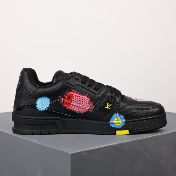 LV Trainers #54 x Yayoi Kusama Black
