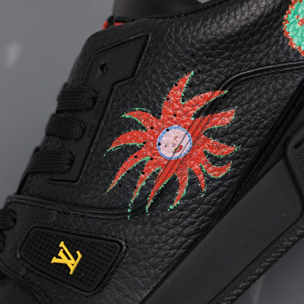 LV Trainers #54 x Yayoi Kusama Black