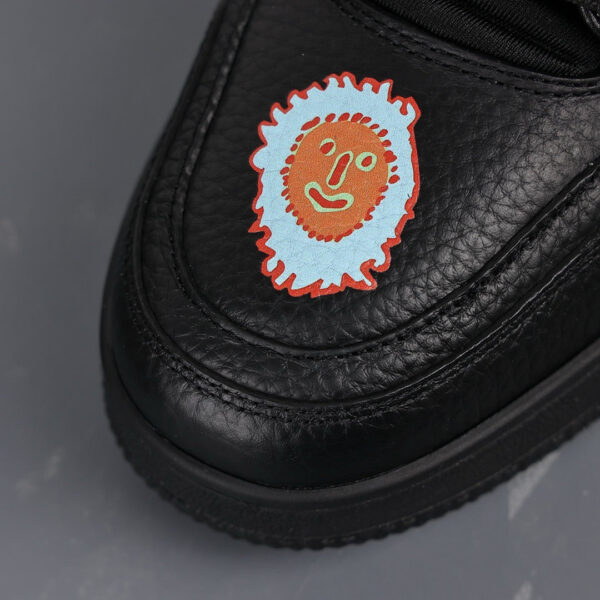 LV Trainers #54 x Yayoi Kusama Black