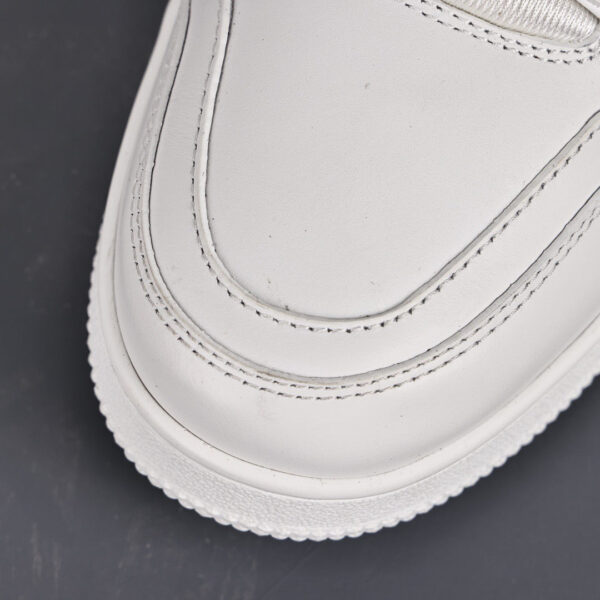 LV Trainers Triple White