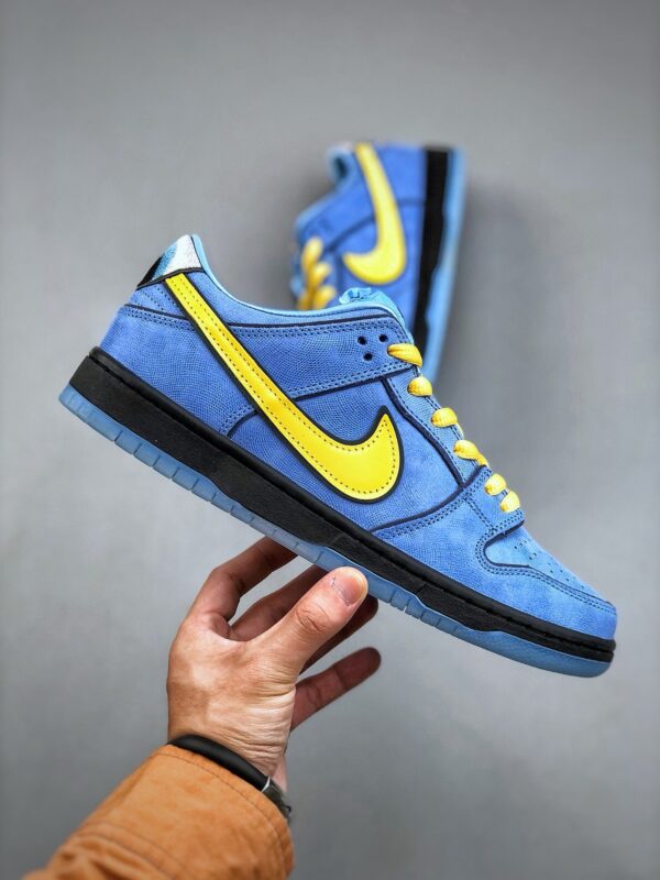 Powerpuff Girls SB Dunk Low "Bubbles"