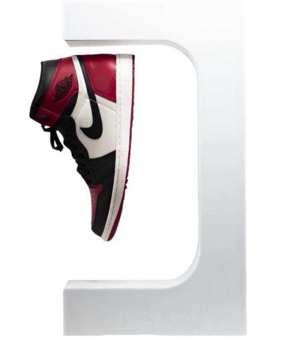 THE SNEAKER LEVITATION DISPLAY?