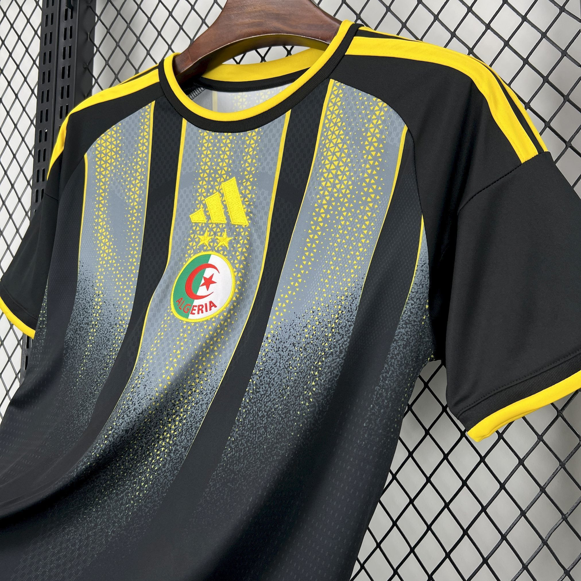 Algeria National Team World Cup 2026 Pre-Match Men Soccer Jersey - Black - Jersey Teams