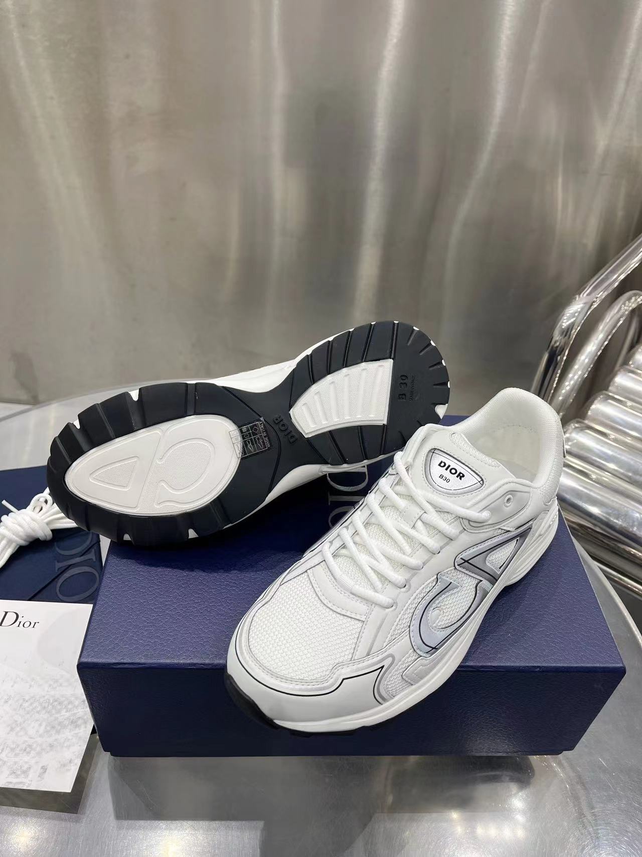 B30 White Mesh