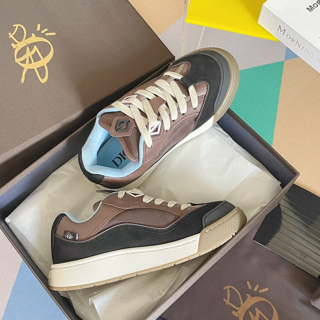 B713 Cactus Jack Mocha