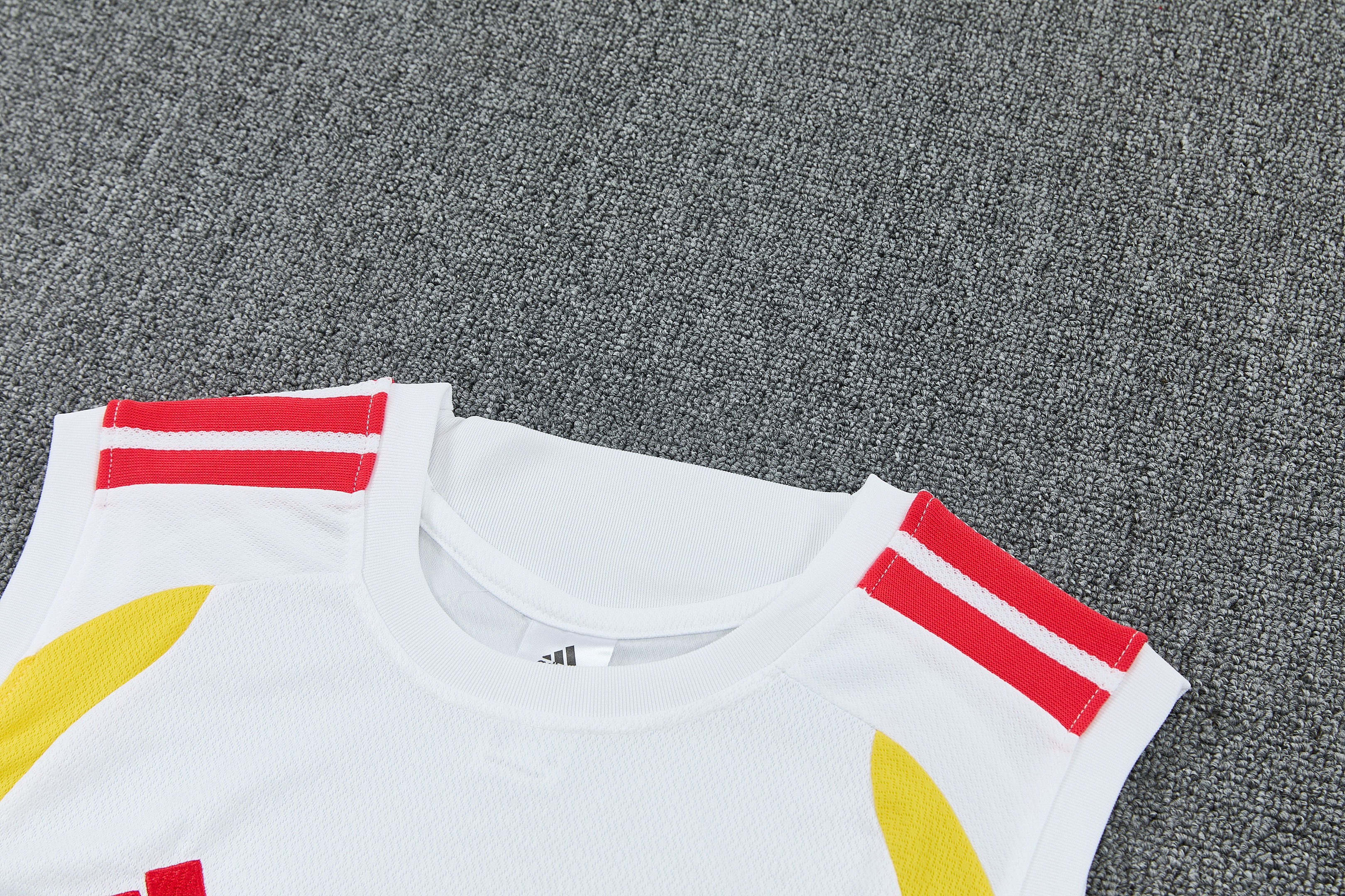 Colombia 2026-27 Sleeveless Training Set Men Soccer Kit – White - Jersey Teams