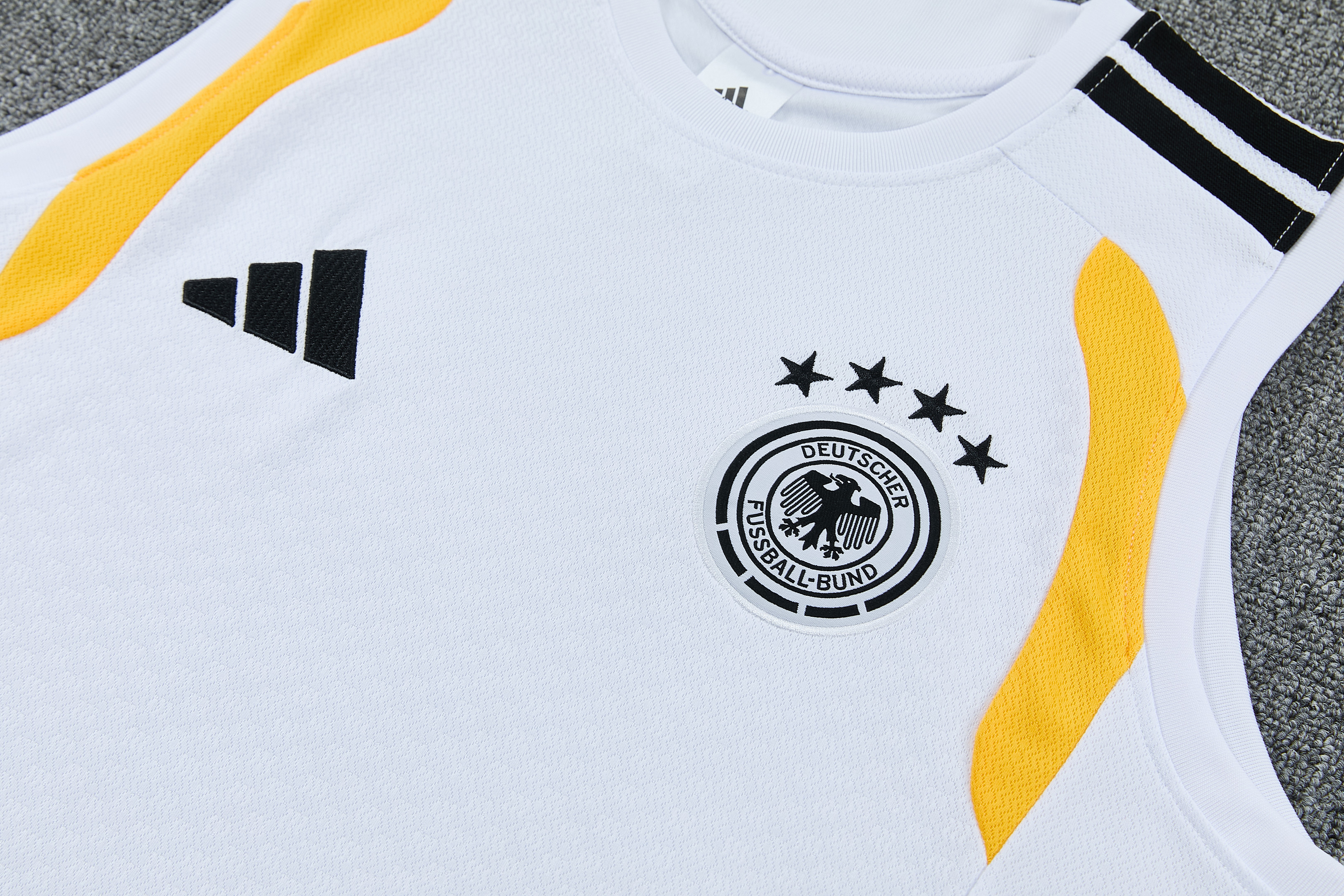 Germany 2026-27 Sleeveless Training Set Men Soccer Kit – White - Jersey Teams