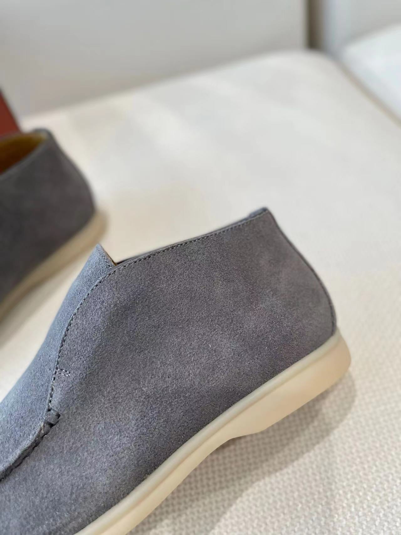 LP Open Walk Chukka Boots - Grey