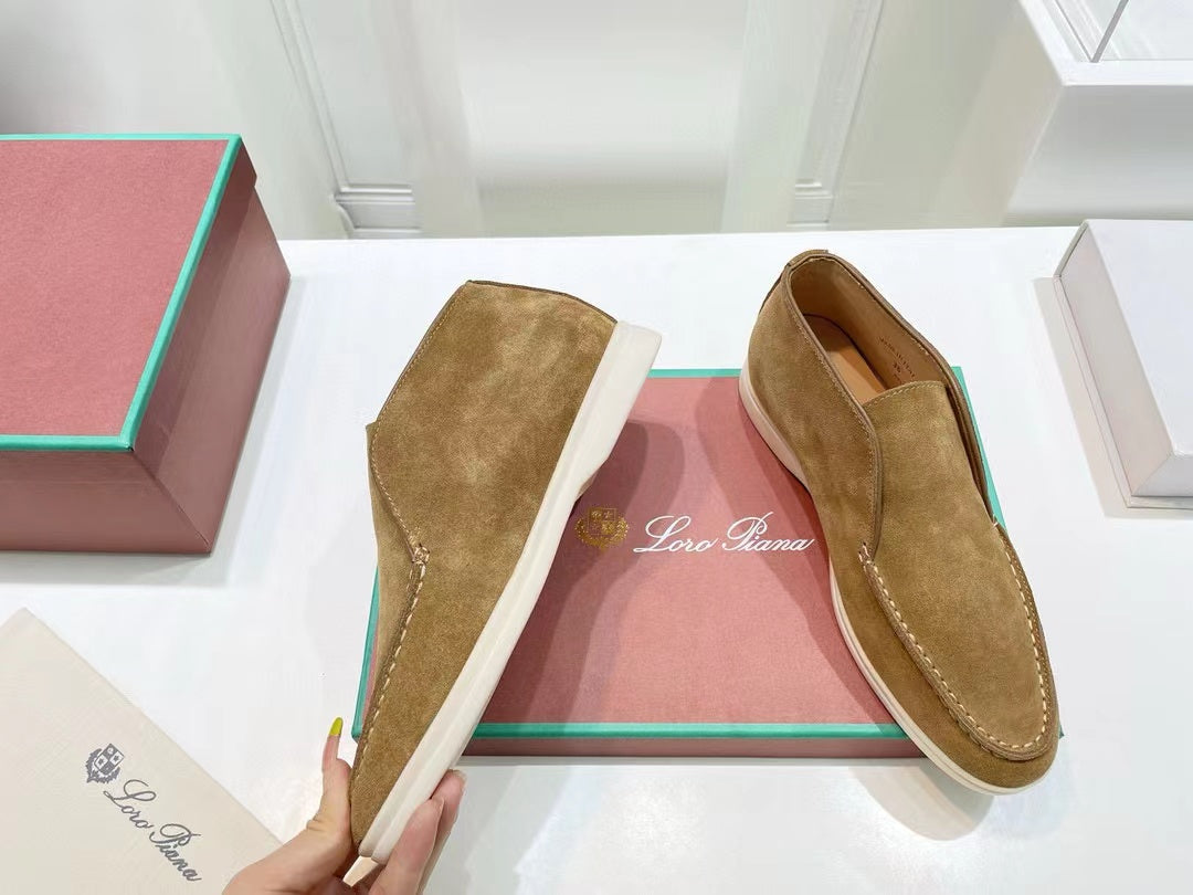 LP Open Walk Chukka Boots - Tan
