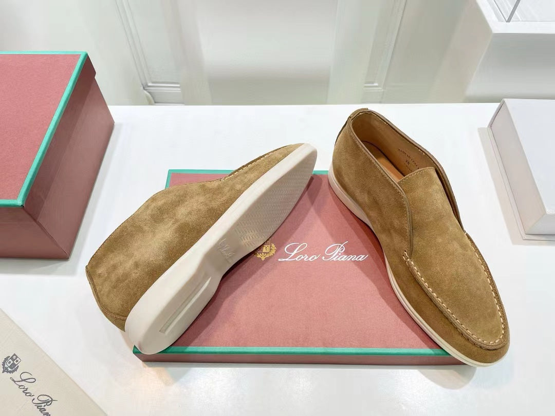 LP Open Walk Chukka Boots - Tan