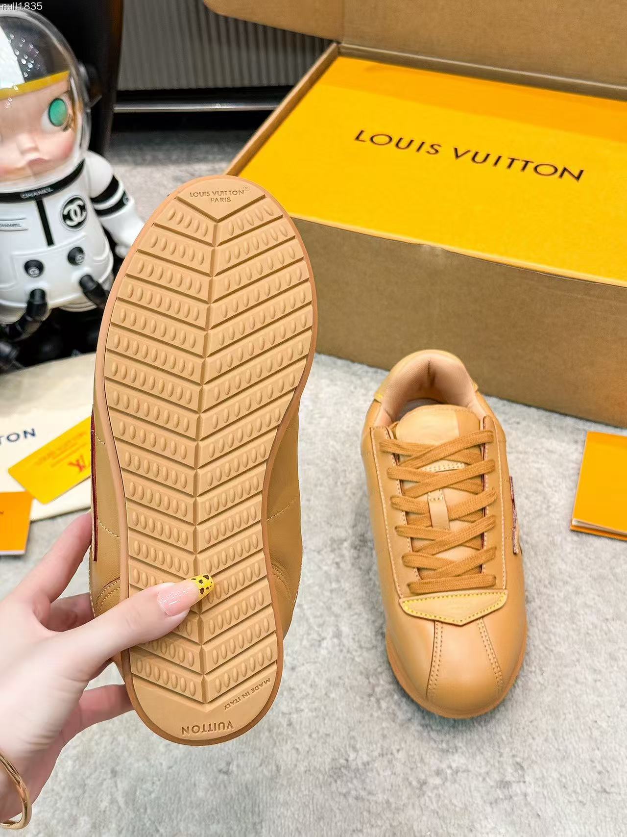 LV Butter Soft Tan
