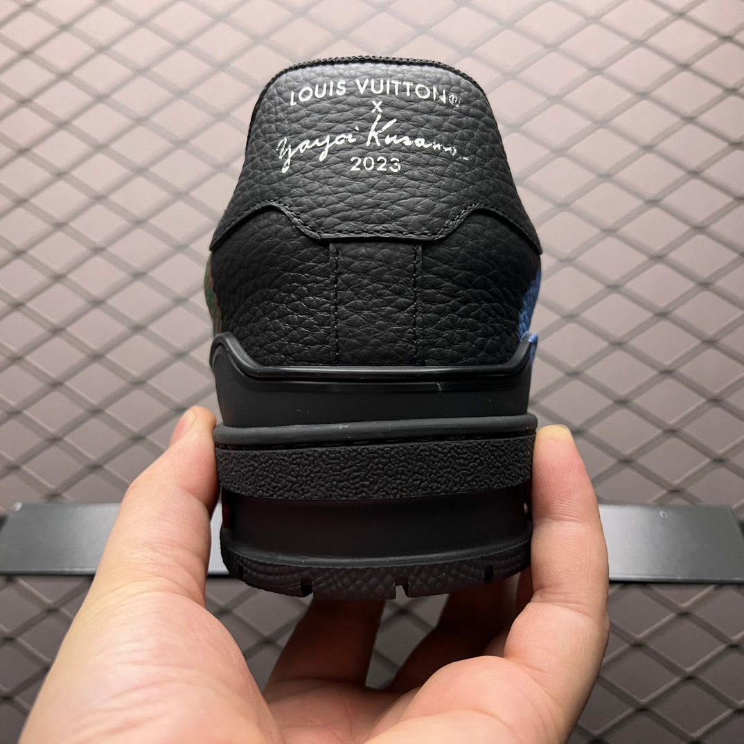 LV Trainers #54 x Yayoi Kusama Black