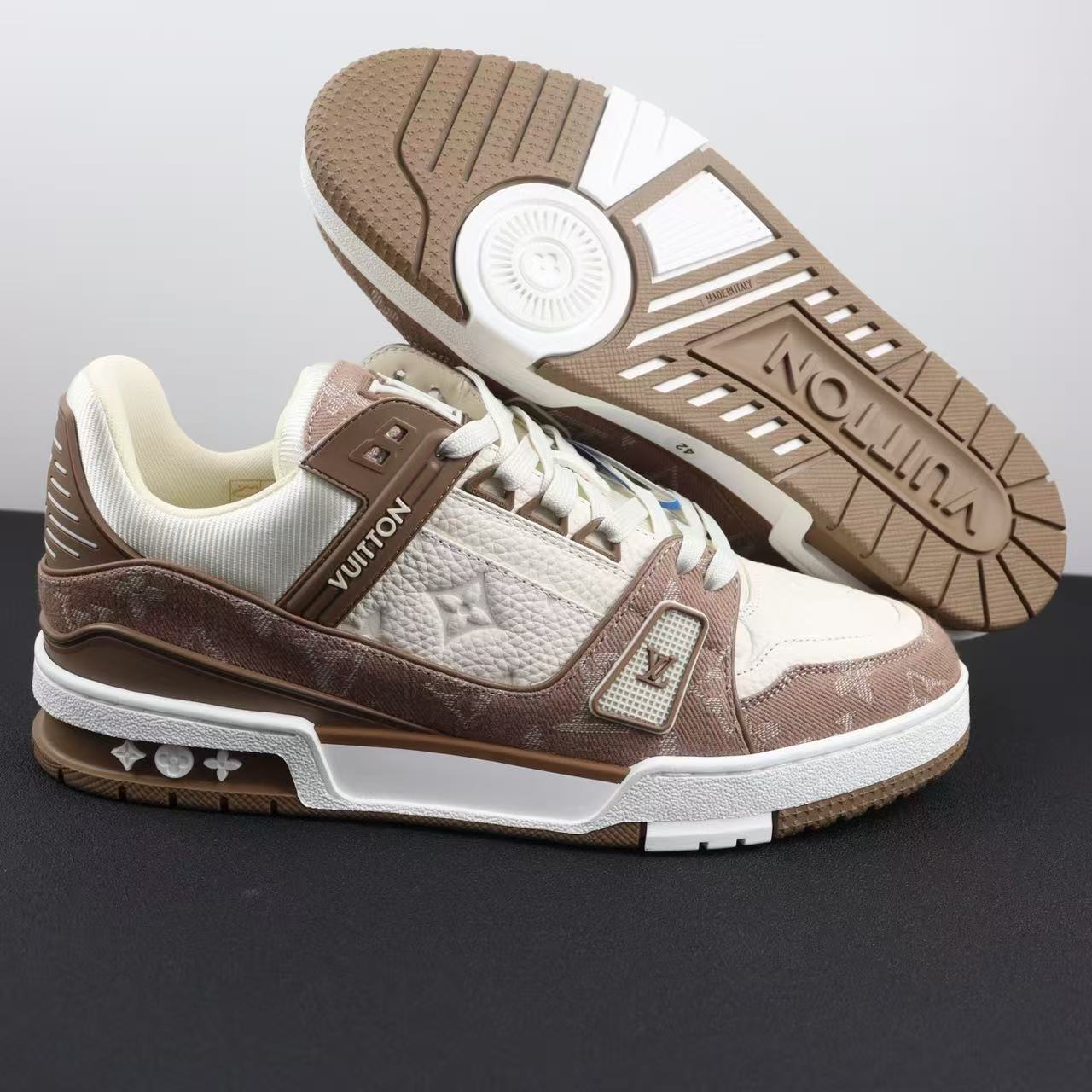 LV Trainers Brown