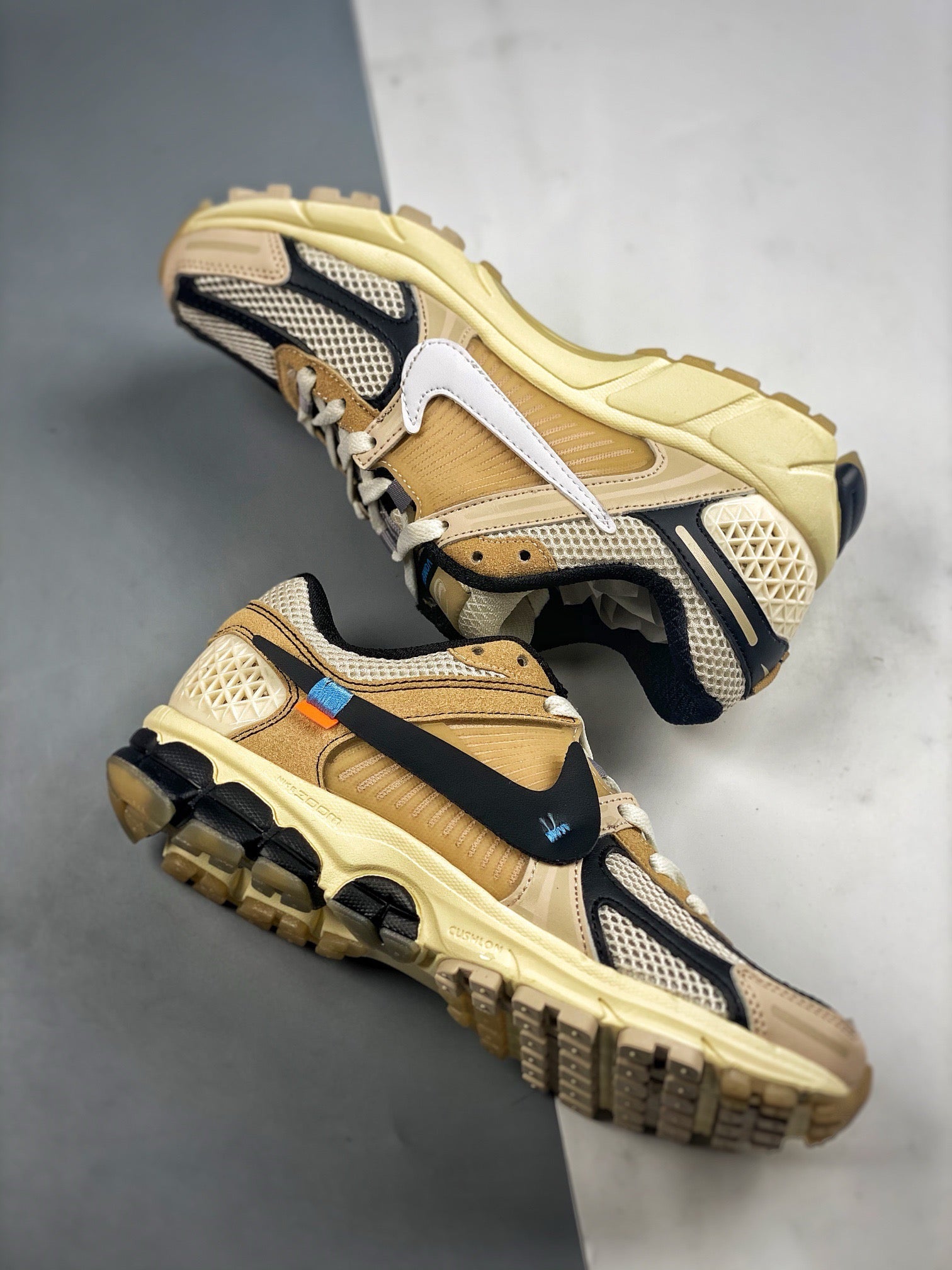 Vomero 5 x OW Sail Customs